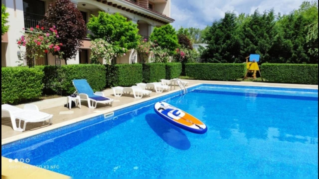 U-Dacha 45 Apartment Sunny Beach Exterior photo